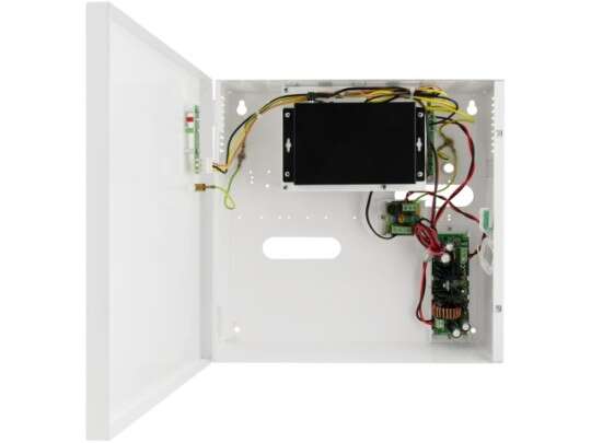 Swith 6 ports avec alim secourues aux 4 caméras IP