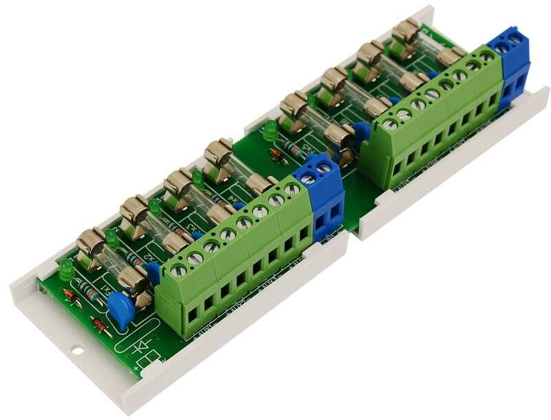 Carte 8 fusibles 1.5A LB8/8x1,5A/2,5/FTA