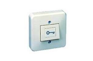 Bouton poussoir saillie plastique, NO+NC, 60 x 60 x 15 mm